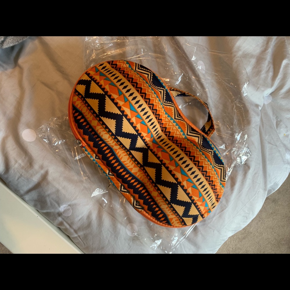 Bra & panties travel case. NWT